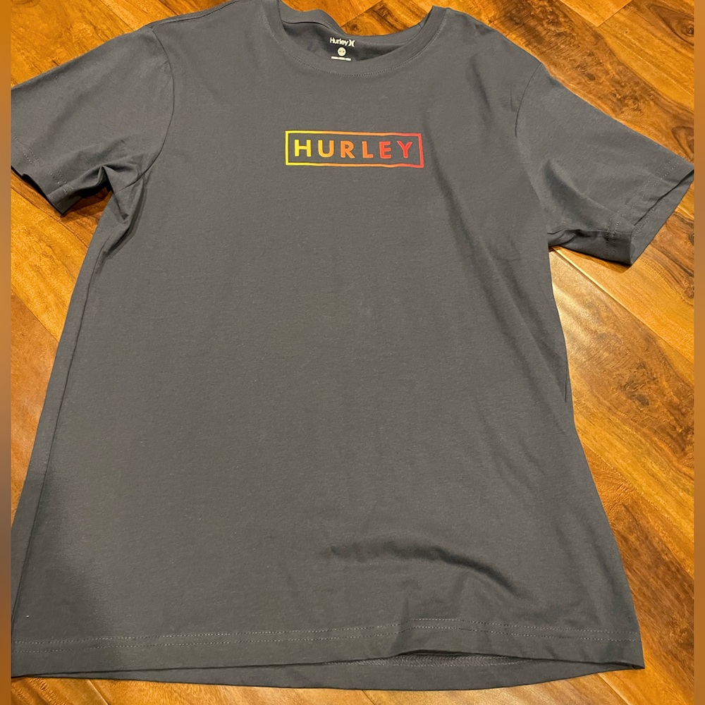 Color:black brand Hurley size medium